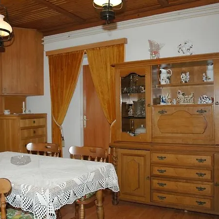 Mimas Pensionat Rab Town